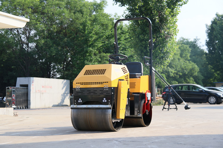 “明星款”小型壓路機(jī)，讓大家的選擇不再“迷路”！